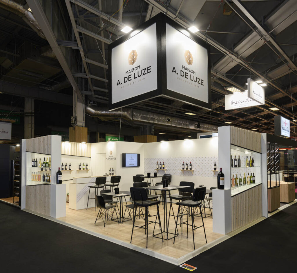 Stand Maison A. de Luze à Vinexpo Wine Paris 2022