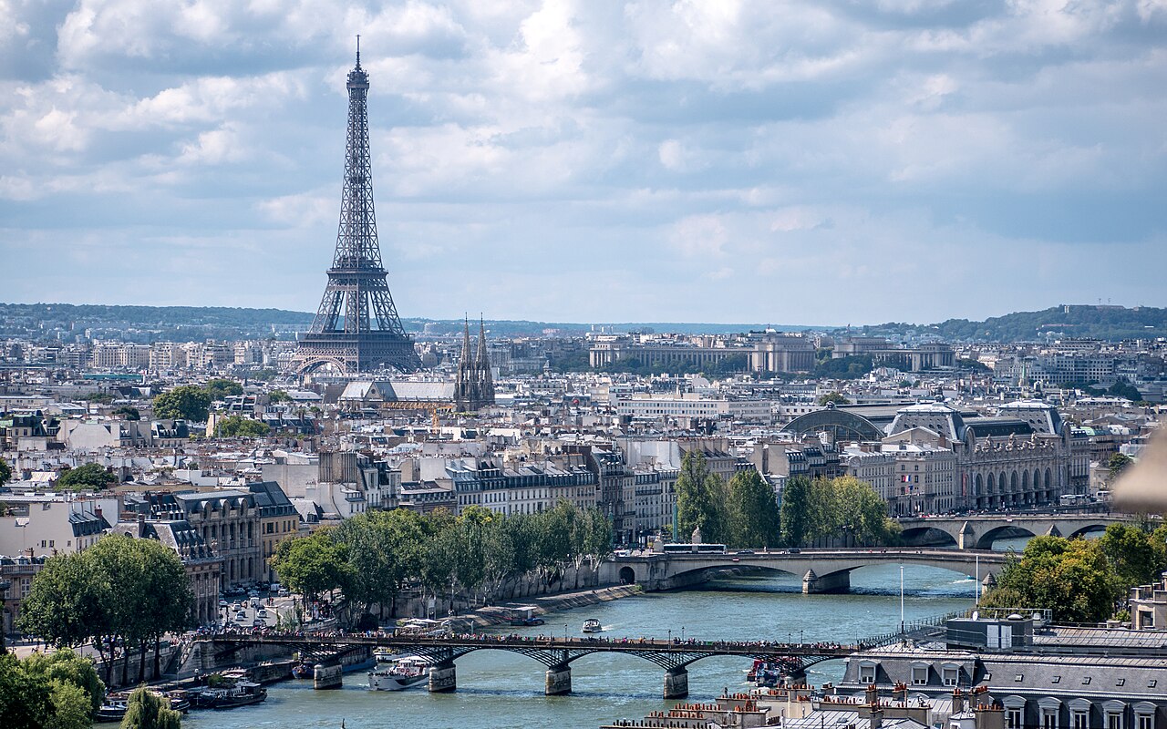Standiste Paris